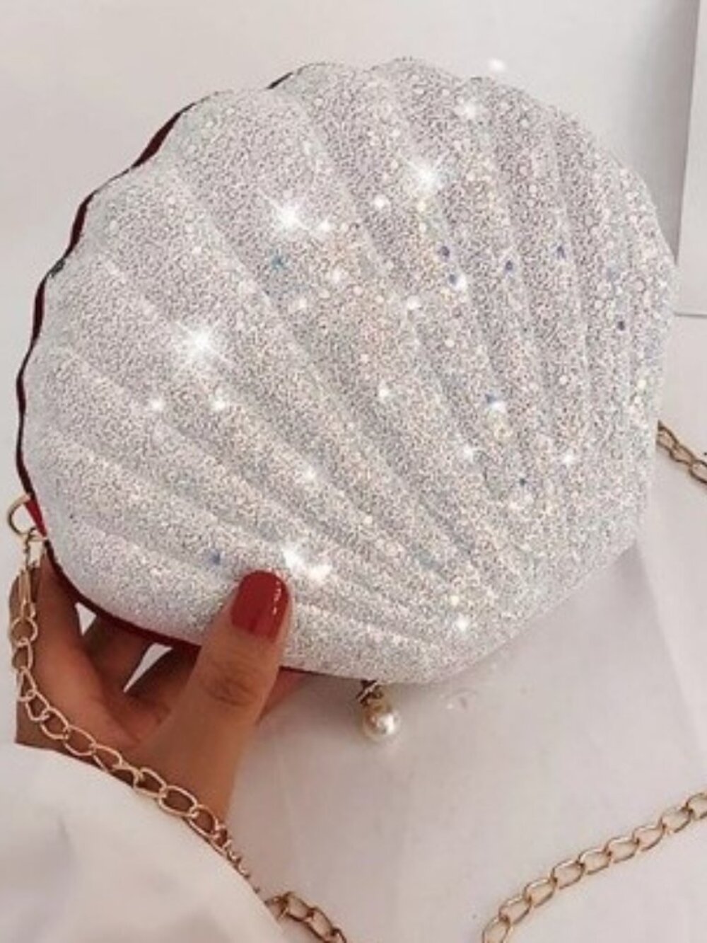 Seashell Glam Clam in White Sparkle Glimmer Crossbody Handbag / Purse- NWT
